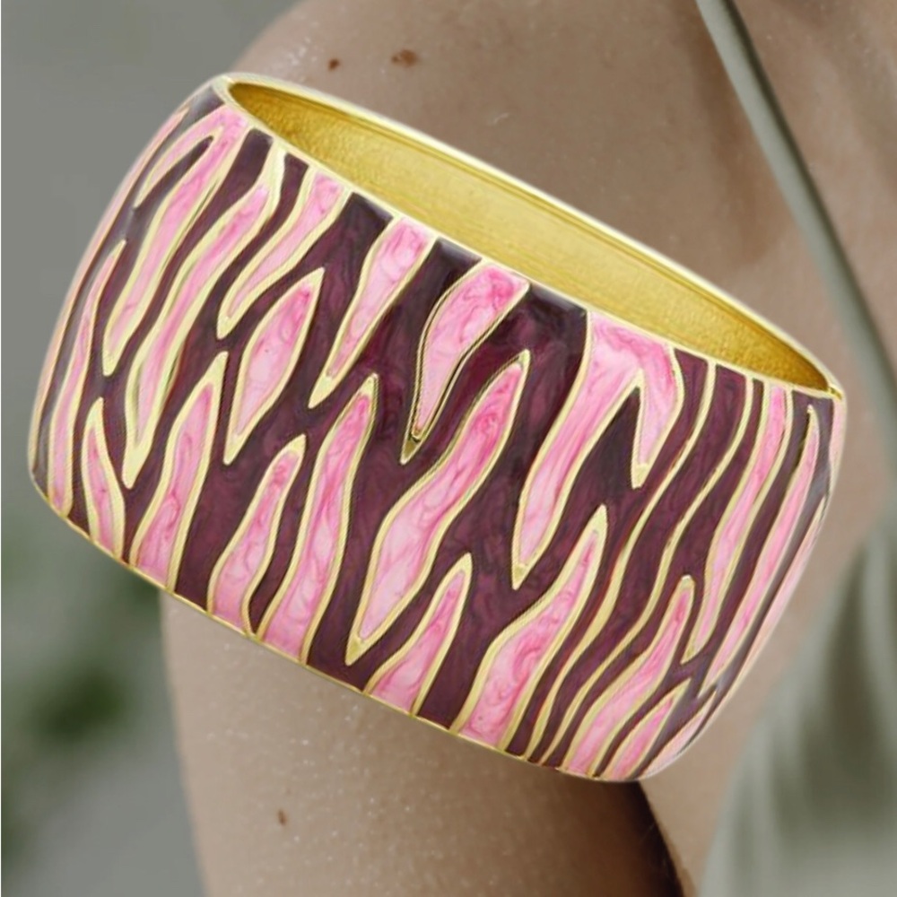 Wild Elegance Bangle
